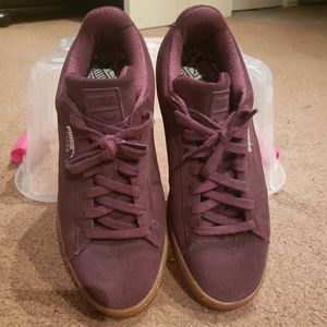 Puma Suede Classics: Size 8.5, Colorway: Burgundy/Gum